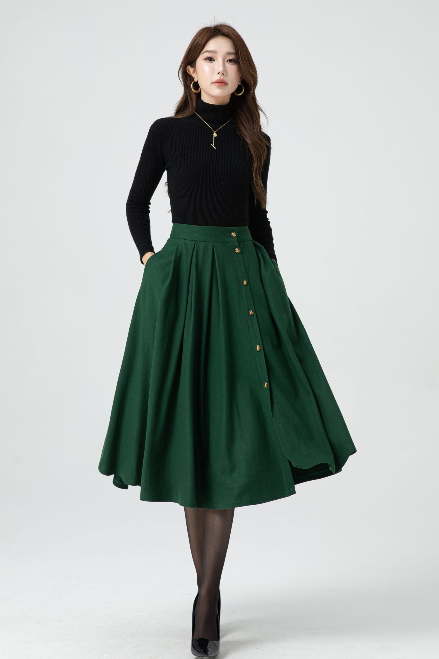 Button-Front Wool Midi Skirt – Green High-Waisted Winter Style