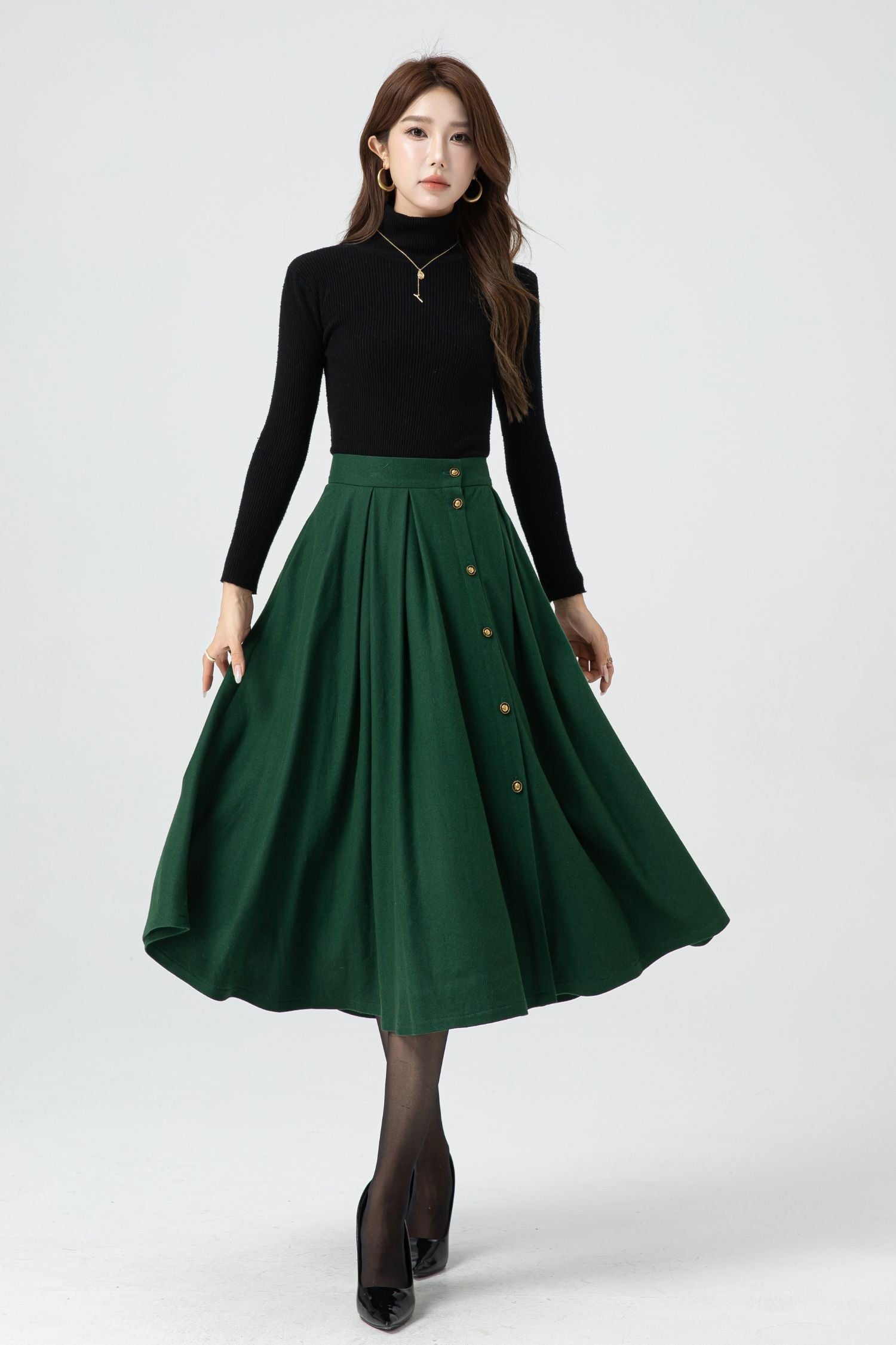 Button-Front Wool Midi Skirt – Green High-Waisted Winter Style