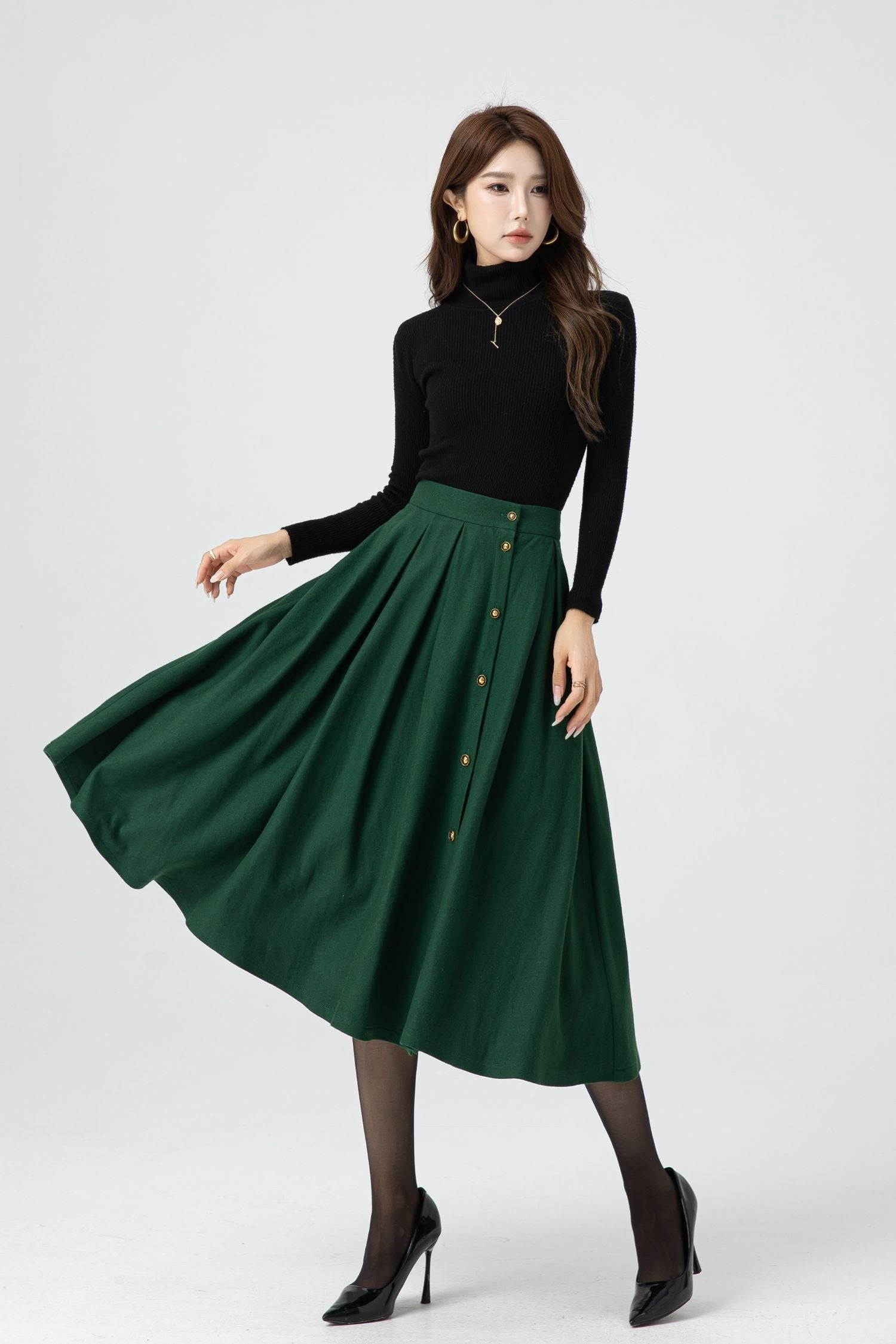 Button-Front Wool Midi Skirt – Green High-Waisted Winter Style