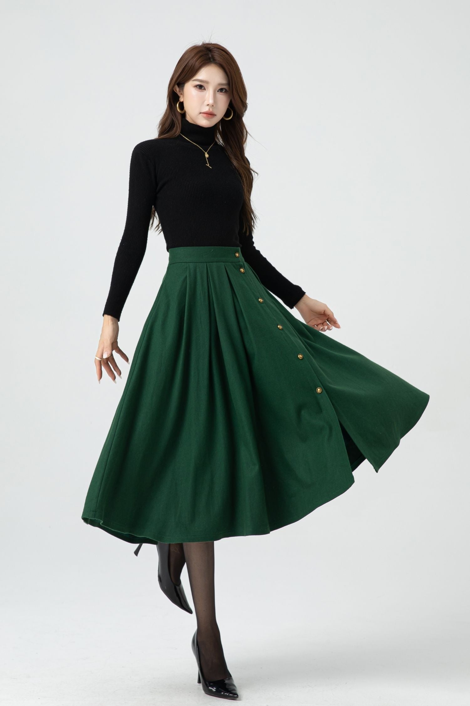 Button-Front Wool Midi Skirt – Green High-Waisted Winter Style