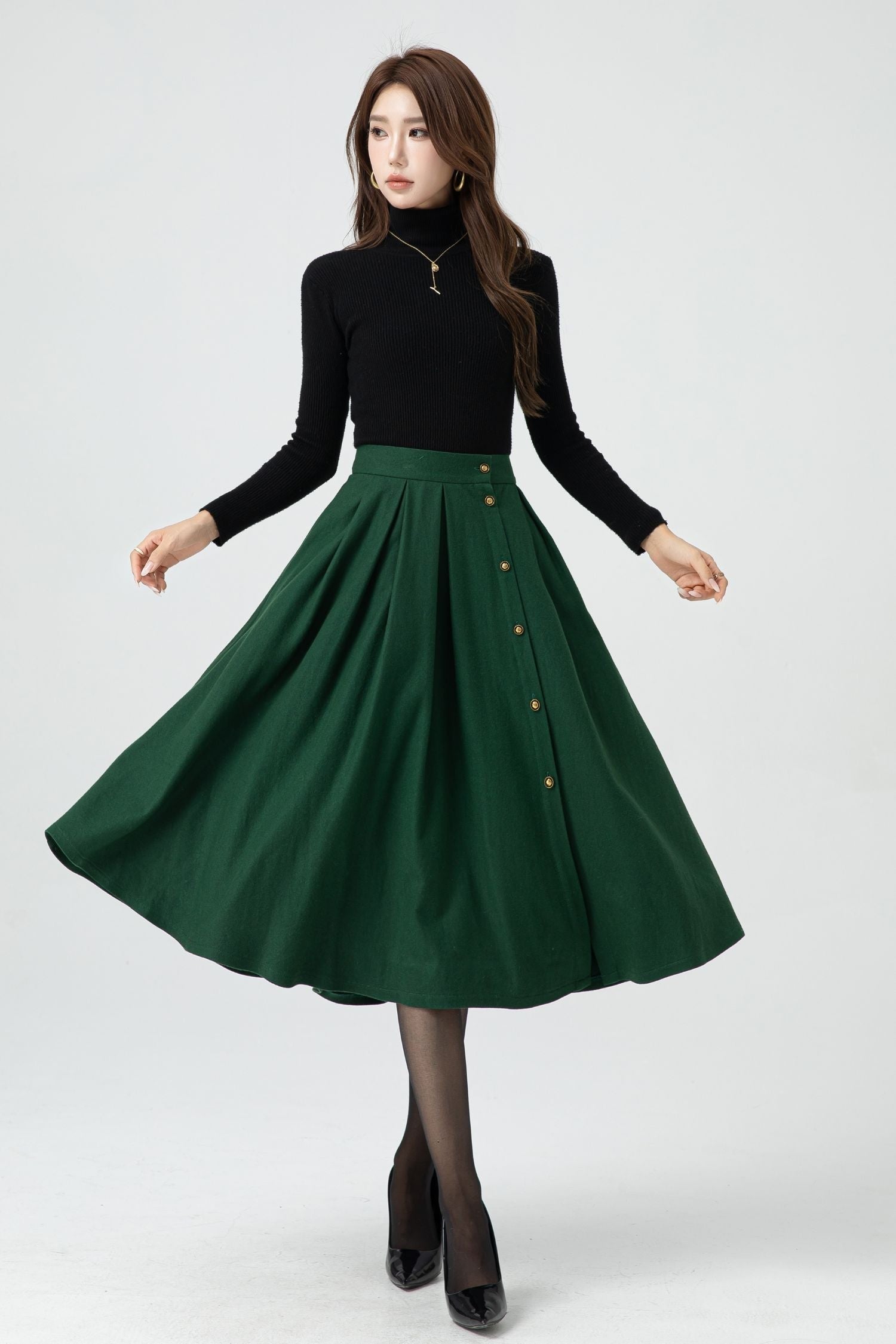 Button-Front Wool Midi Skirt – Green High-Waisted Winter Style