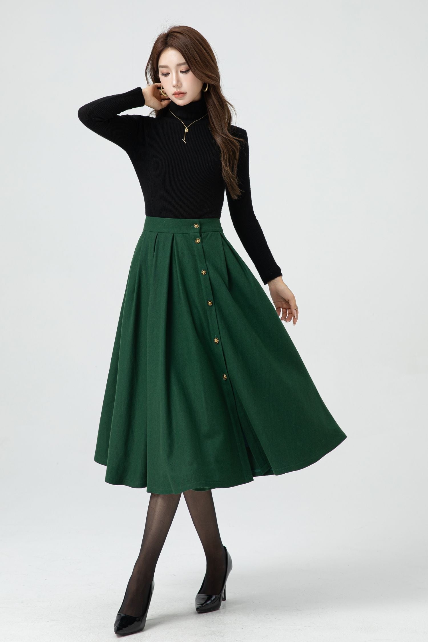 Button-Front Wool Midi Skirt – Green High-Waisted Winter Style