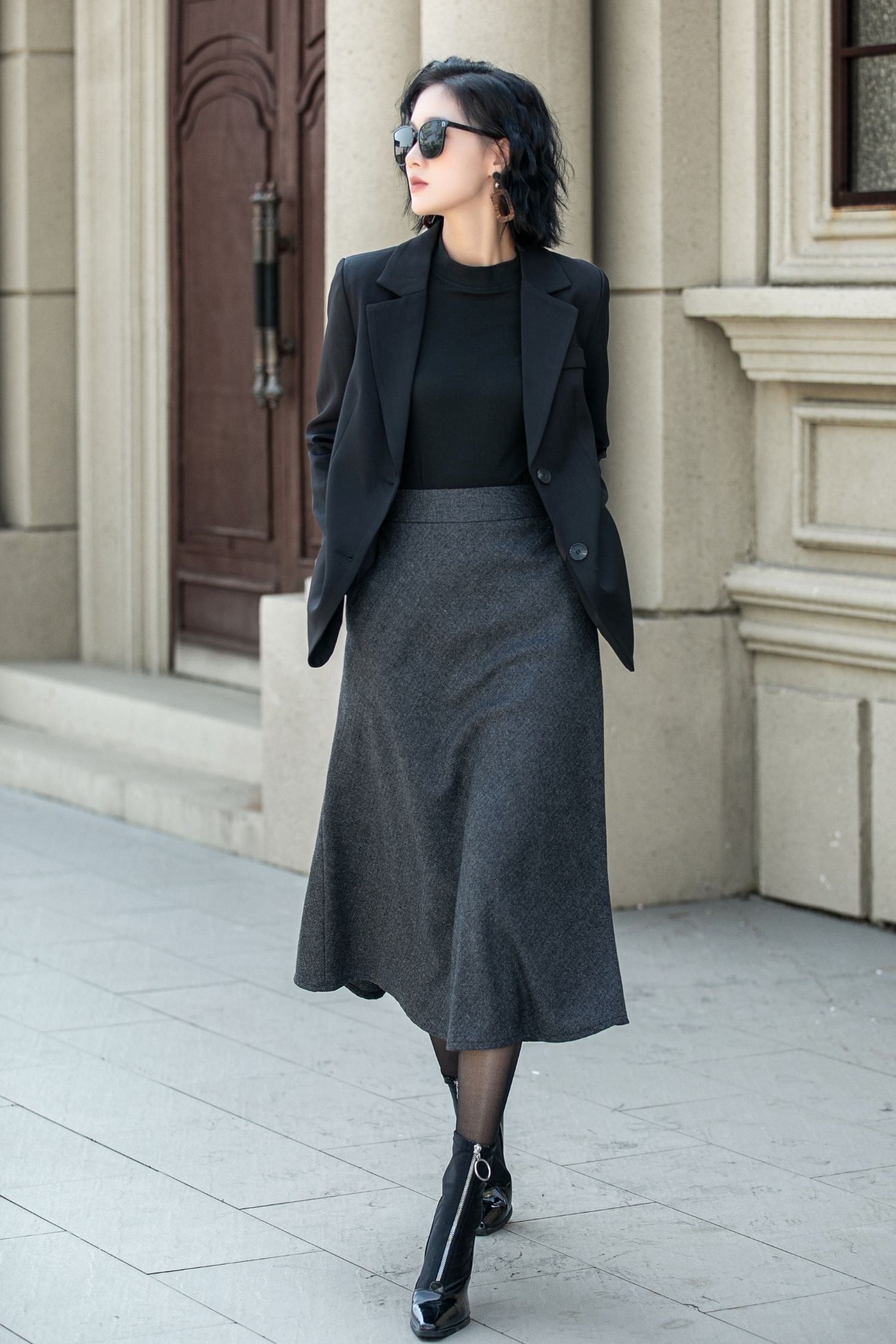 High-Waisted Wool Midi Skirt with Pockets – Warm & Formal A-Line